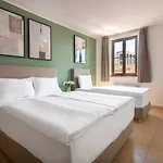 Apartmanhotel Bohemian Dreams And By Dwellfort 4*