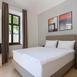 Bohemian Dreams And By Dwellfort Apartmanhotel Prága