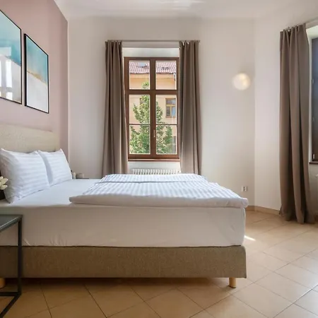 Bohemian Dreams And By Dwellfort Praha