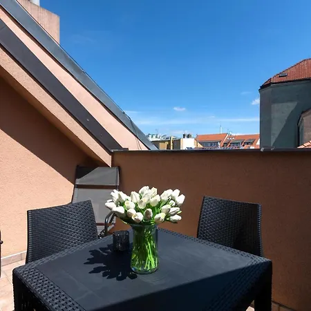Bohemian Dreams And By Dwellfort Hotel apartamentowy 4*