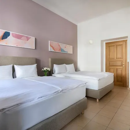 Aparthotel Bohemian Dreams And By Dwellfort Praha
