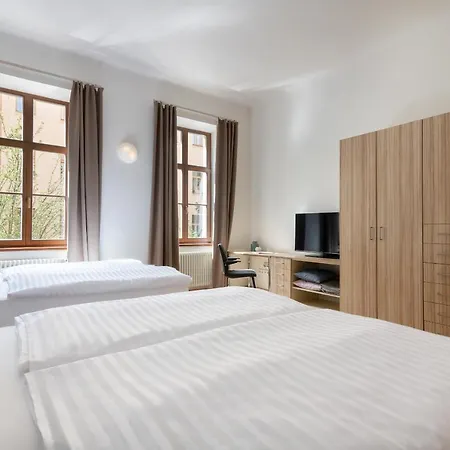 Bohemian Dreams And By Dwellfort Aparthotel Prag